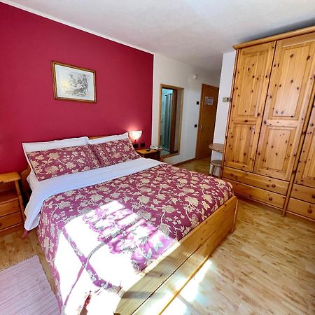Hotel Garni Francescato Livigno Exterior foto