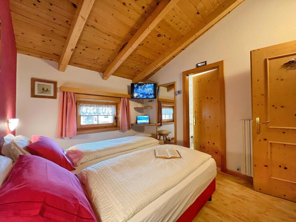 Hotel Garni Francescato Livigno Exterior foto