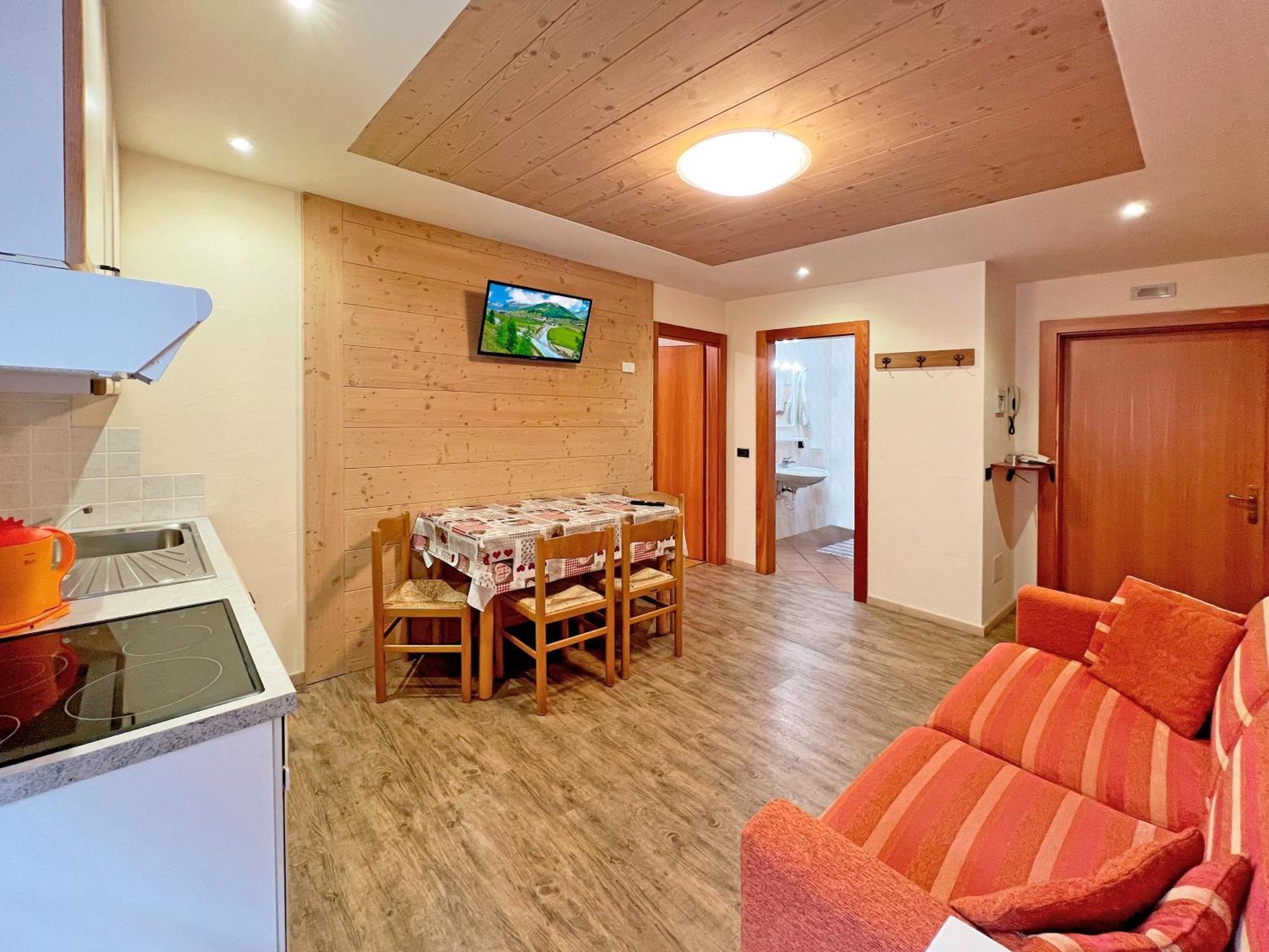 Hotel Garni Francescato Livigno Exterior foto